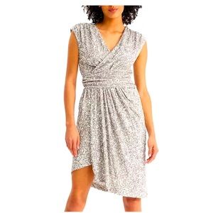 Beautiful Cocktail dress, silver sequin
